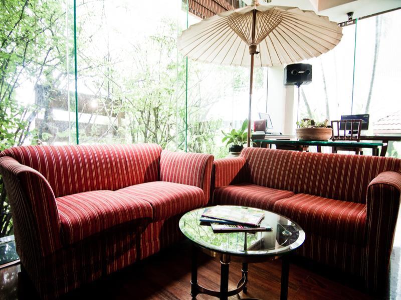 Laithong Hotel Ubon Ratchathani Exterior photo
